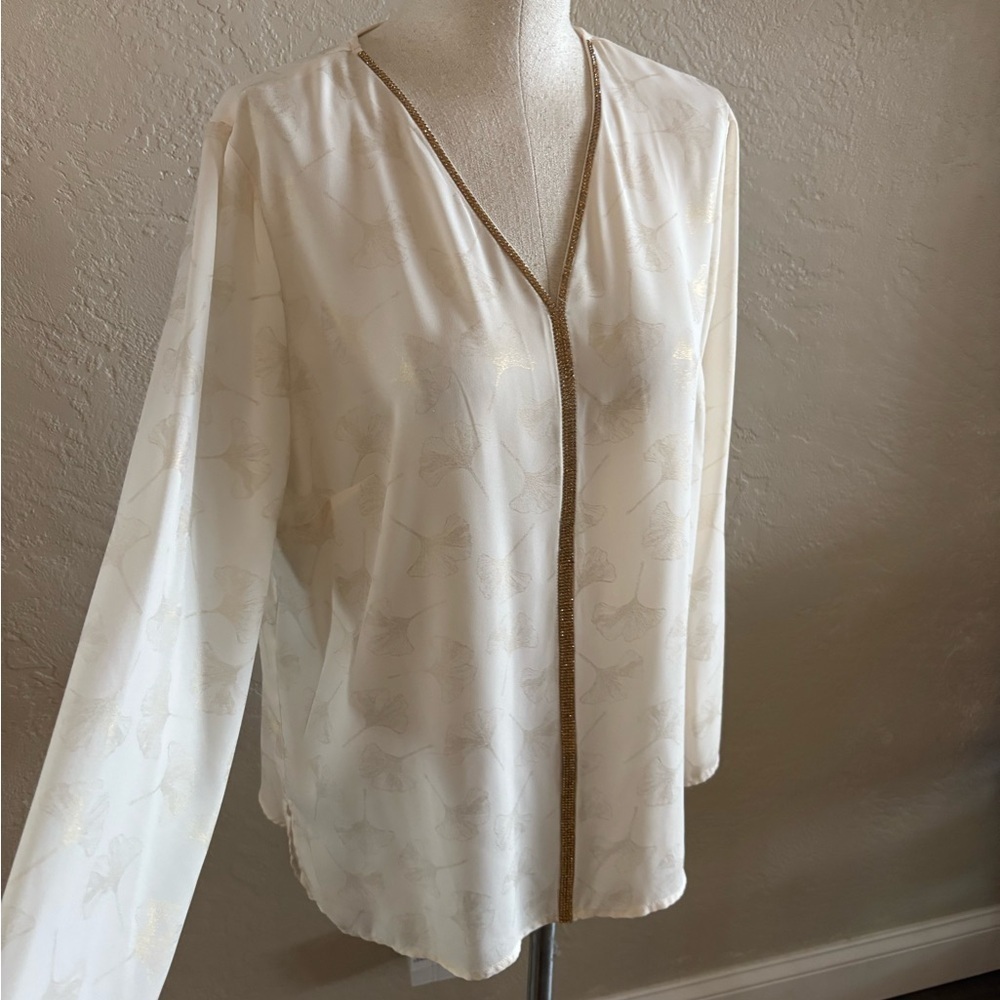Liz Claiborne Cream Leaf pattern Rhinestone accent Women's Top sz M - Picture 2 of 6